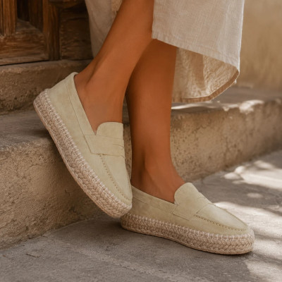 Mocassins femme en cuir beige à plateforme EMC101-DBG